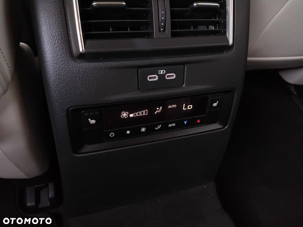 Mazda CX-80 - 26