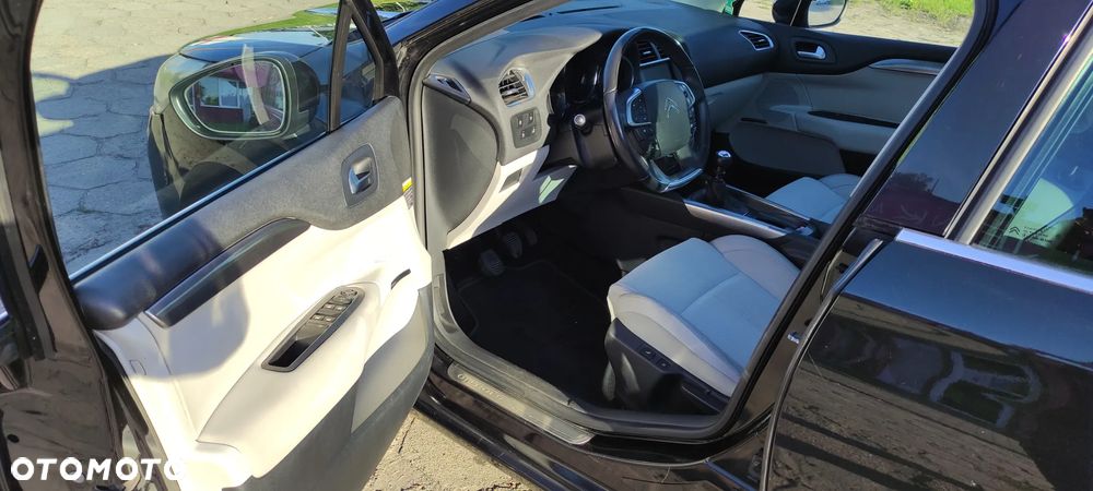 Citroën C4 2.0 HDi Exclusive - 13