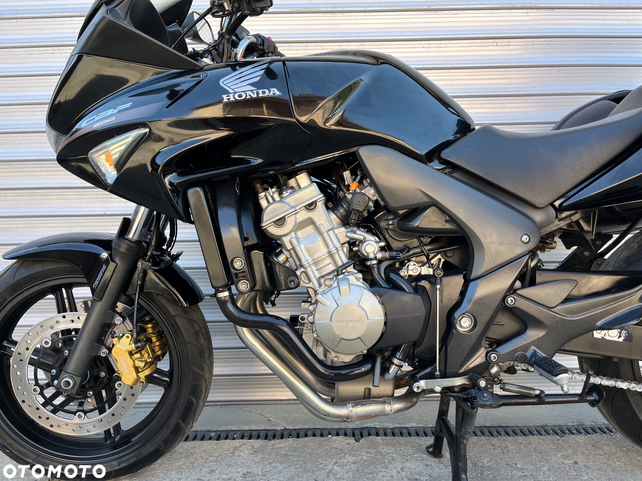 Honda CBF - 34