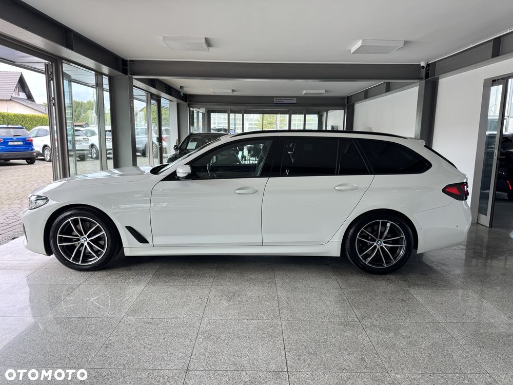 BMW Seria 5 520d xDrive mHEV M Sport sport - 8