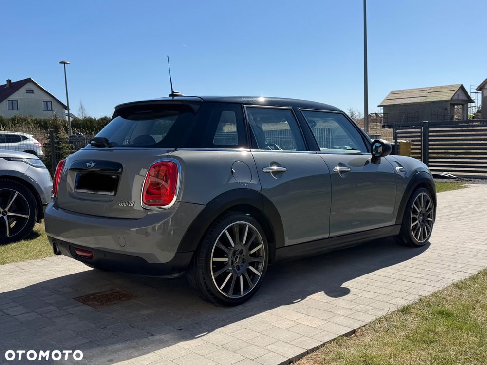 MINI Cooper Standard - 10