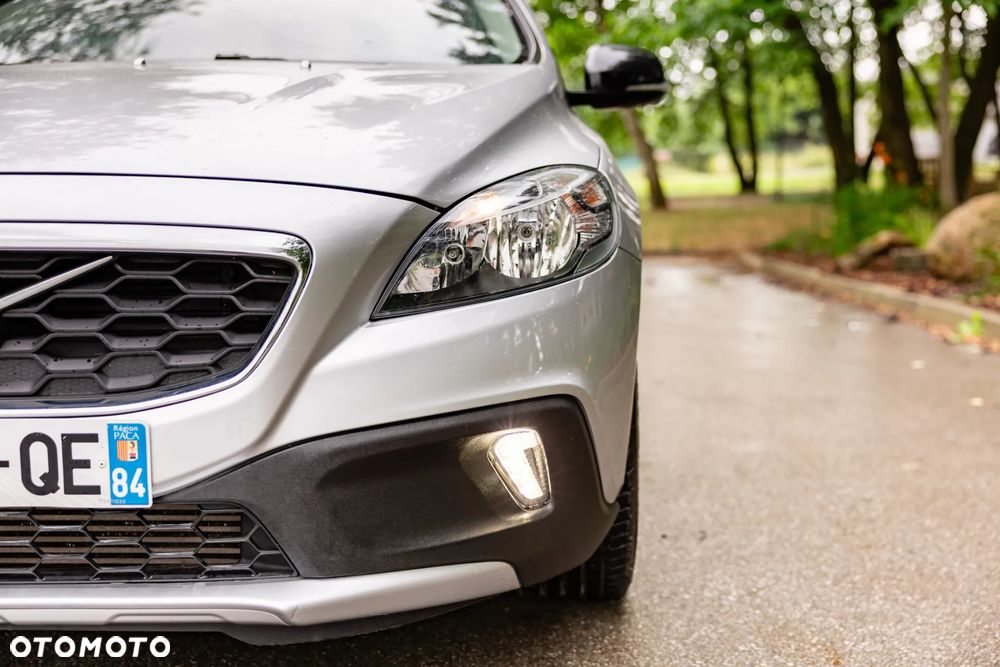 Volvo V40 D2 - 9