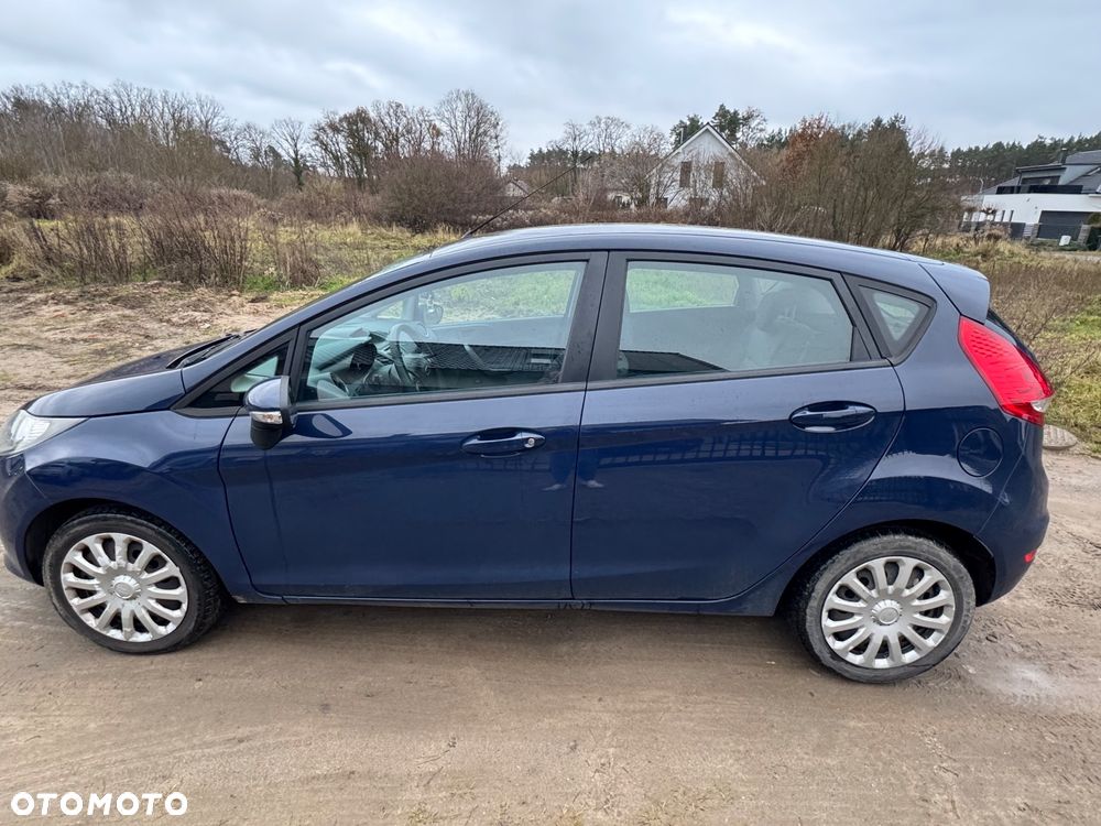 Ford Fiesta - 2