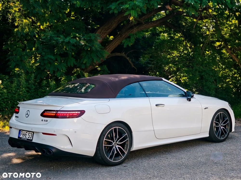 Mercedes-Benz Klasa E AMG 53 4-Matic+ 9G-TRONIC - 13