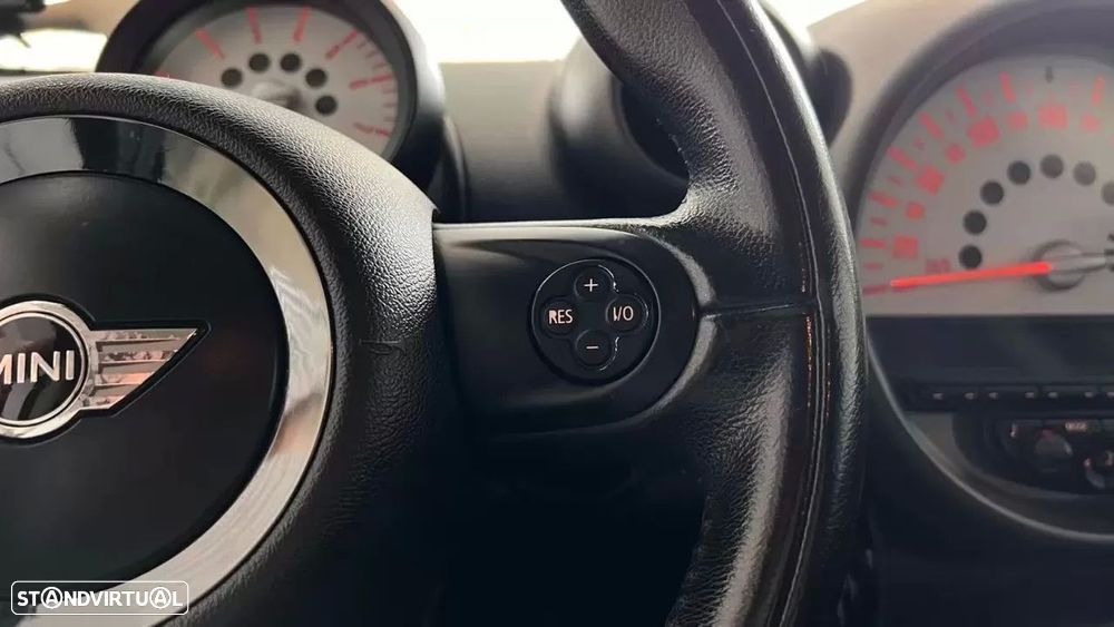 MINI Countryman Cooper D - 18