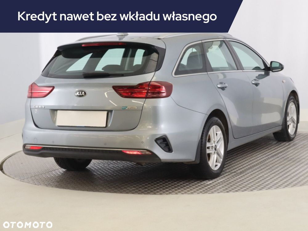 Kia Ceed - 7