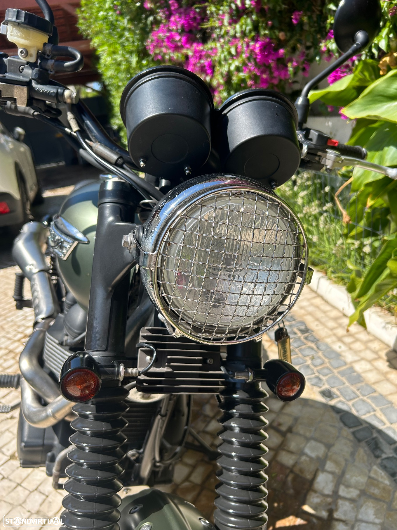 Triumph Scrambler - 6