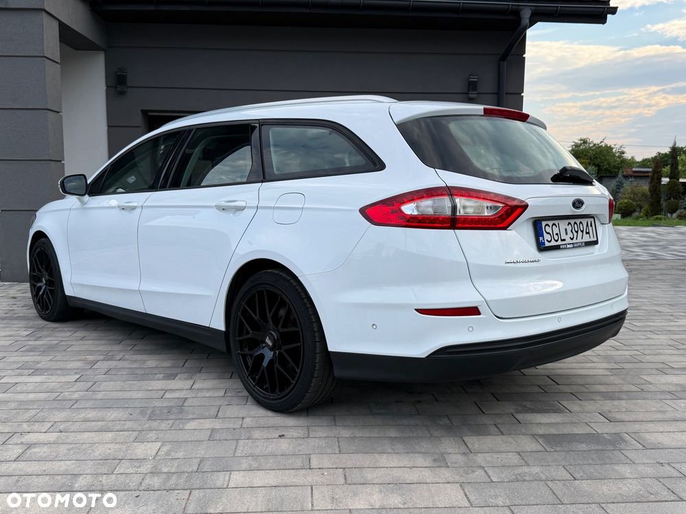 Ford Mondeo 2.0 TDCi Ambiente PowerShift - 8