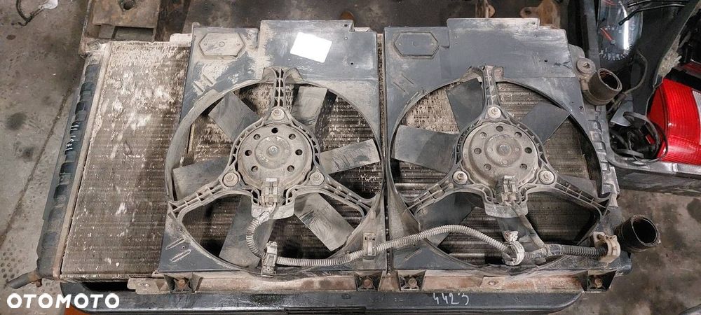 CHŁODNICA WODY + WENTYLATOR BOXER I LIFT 2.5 D - 1