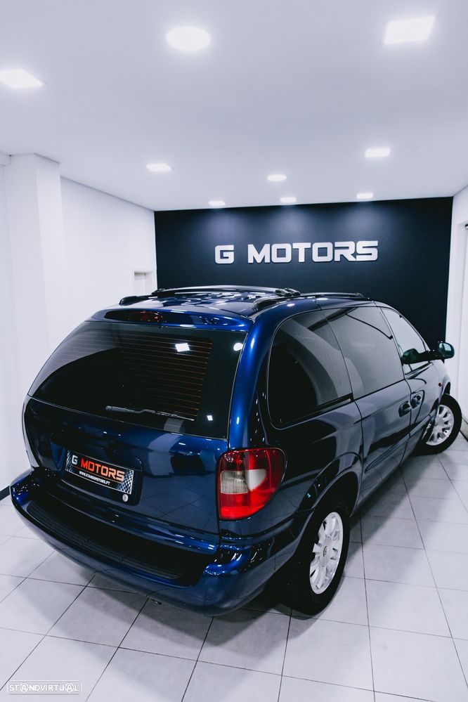 Chrysler Grand Voyager 2.5 CRD LX - 30