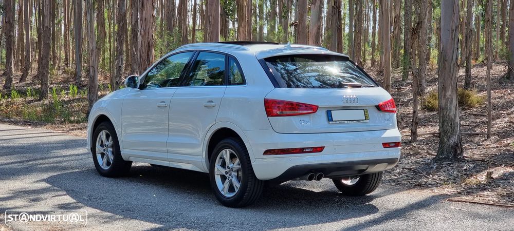 Audi Q3 2.0 TDI Sport S tronic - 4