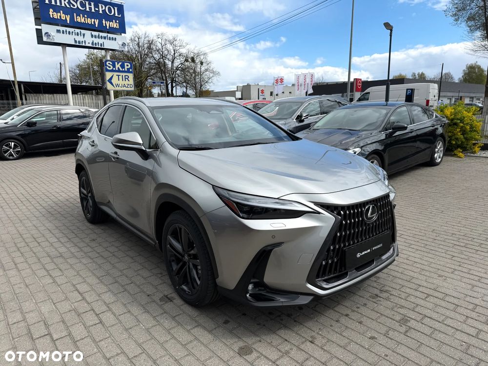 Lexus NX 450h+ Omotenashi AWD - 3