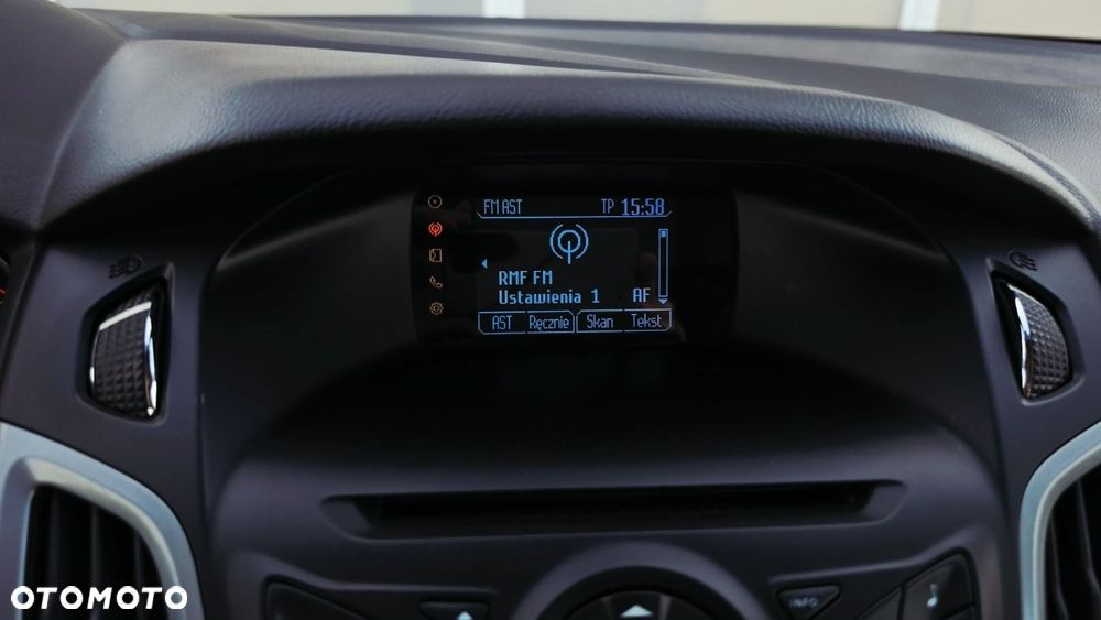 Ford Focus 1.0 EcoBoost Start-Stopp-System Champions Edition - 19
