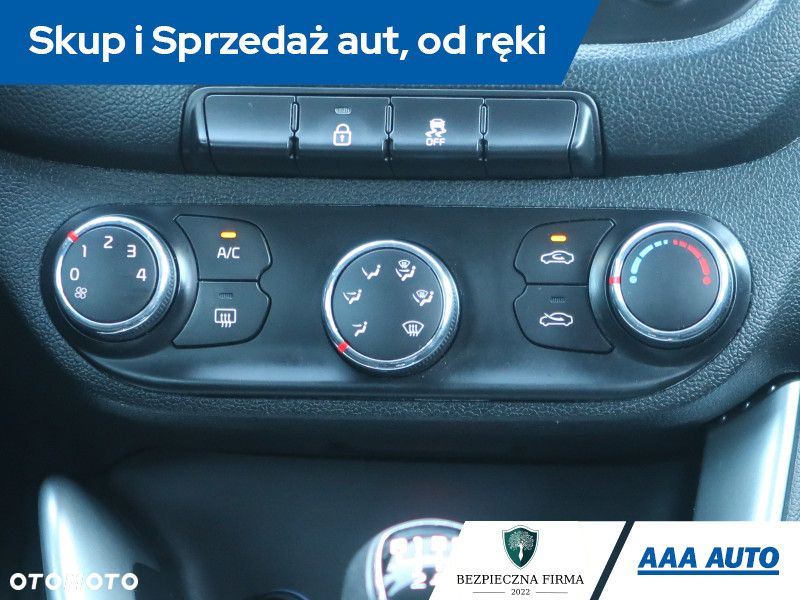 Kia Ceed - 14