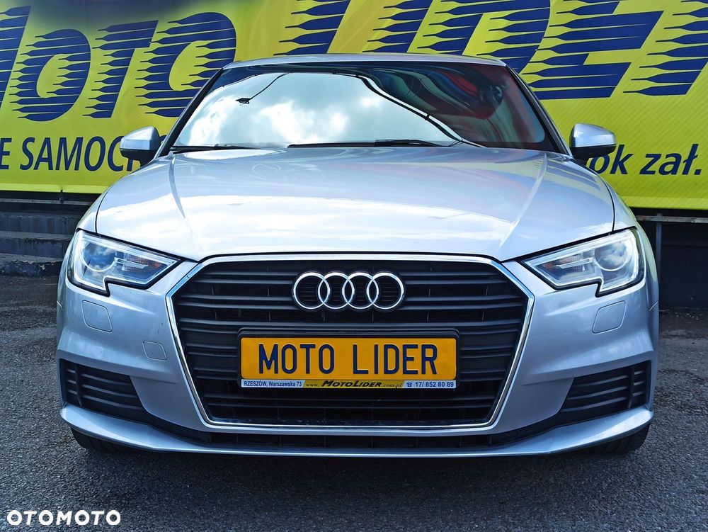 Audi A3 Sportback - 2