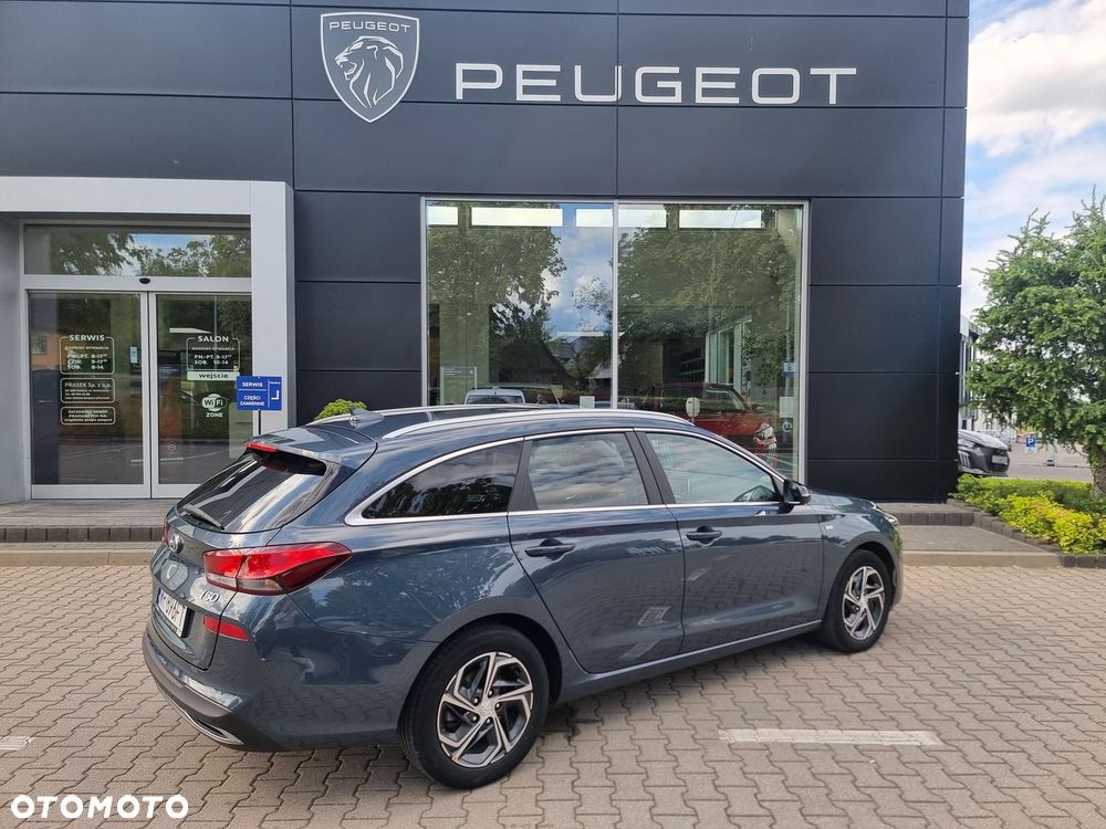 Hyundai i30 1.5 T-GDI 48V Smart - 11