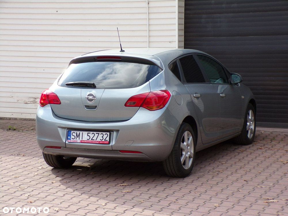 Opel Astra - 7