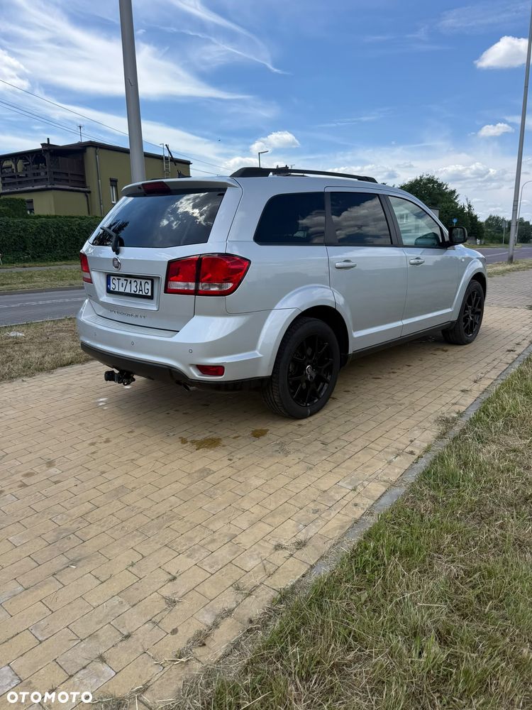 Fiat Freemont 2.0 Multijet Black Code AWD - 8