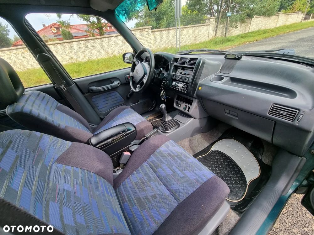Toyota RAV4 - 14