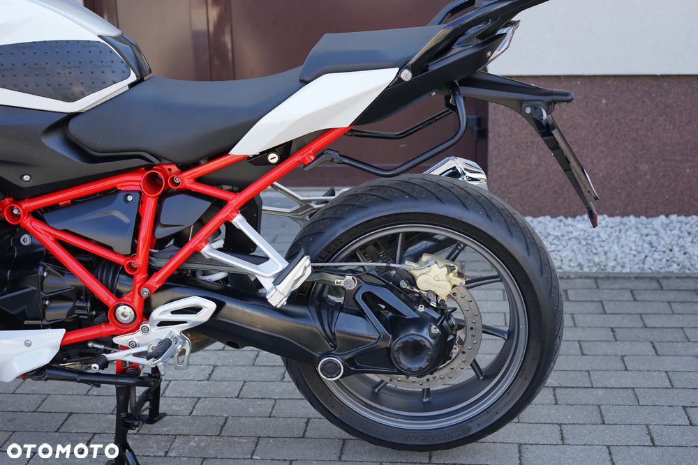 BMW R - 24