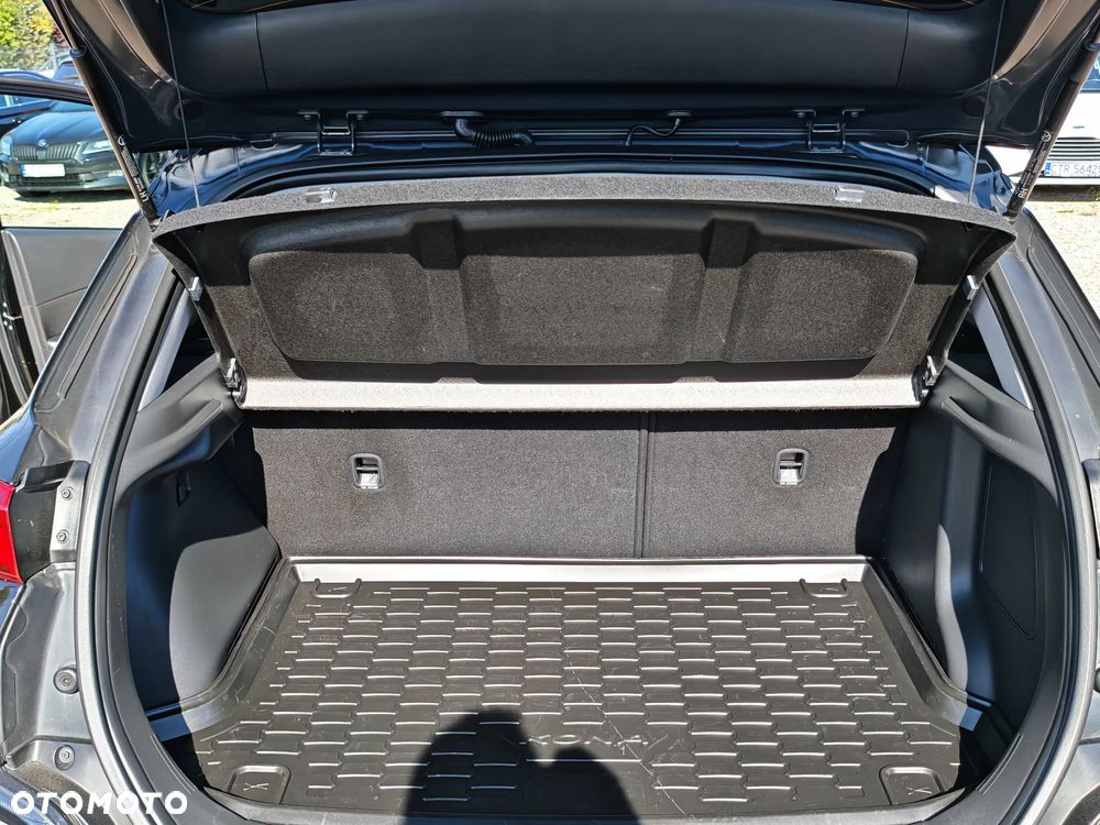 Hyundai Kona - 31