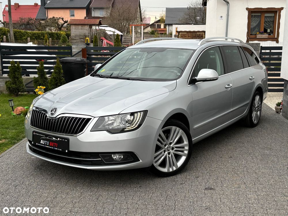 Skoda Superb 2.0 TDI Green tec DSG Elegance - 2