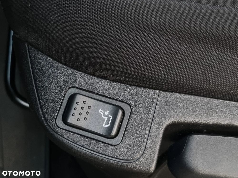 Fiat Tipo 1.6 MultiJet 16v Sport - 37