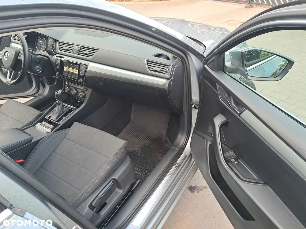 Skoda Superb 1.4 TSI ACT Ambition DSG - 14