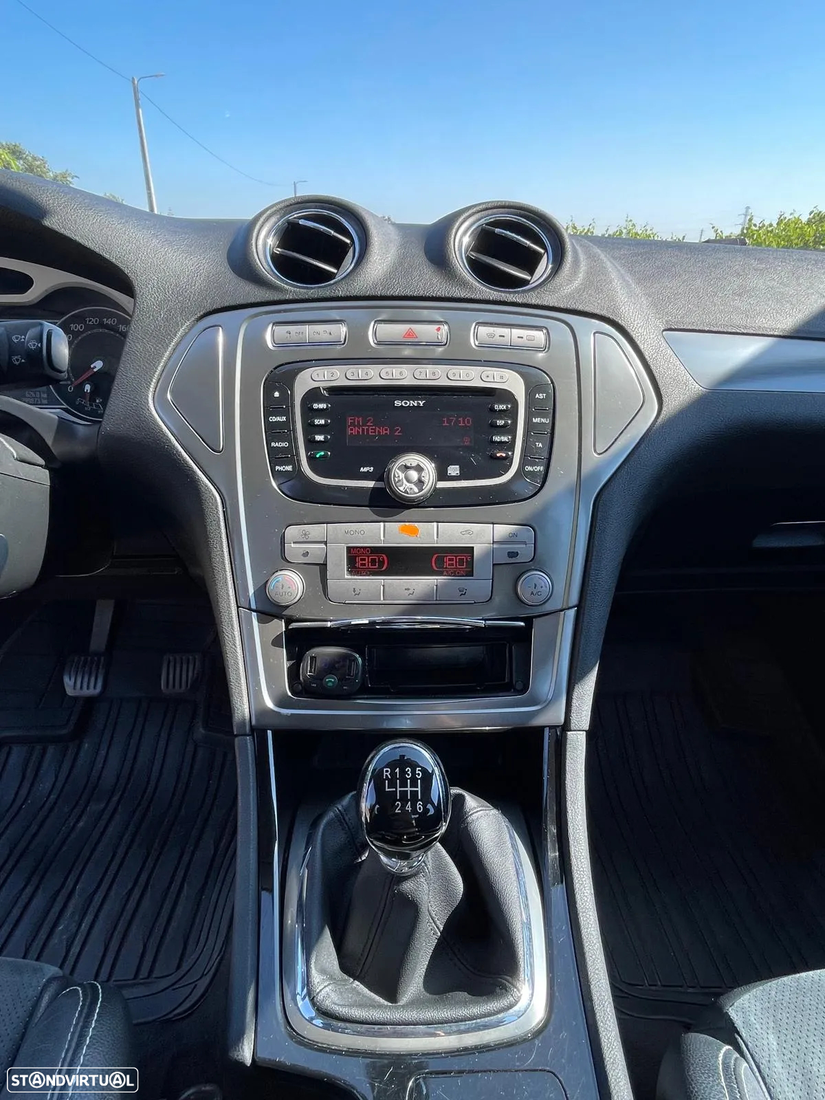 Ford Mondeo 1.8 TDCi Titanium - 13