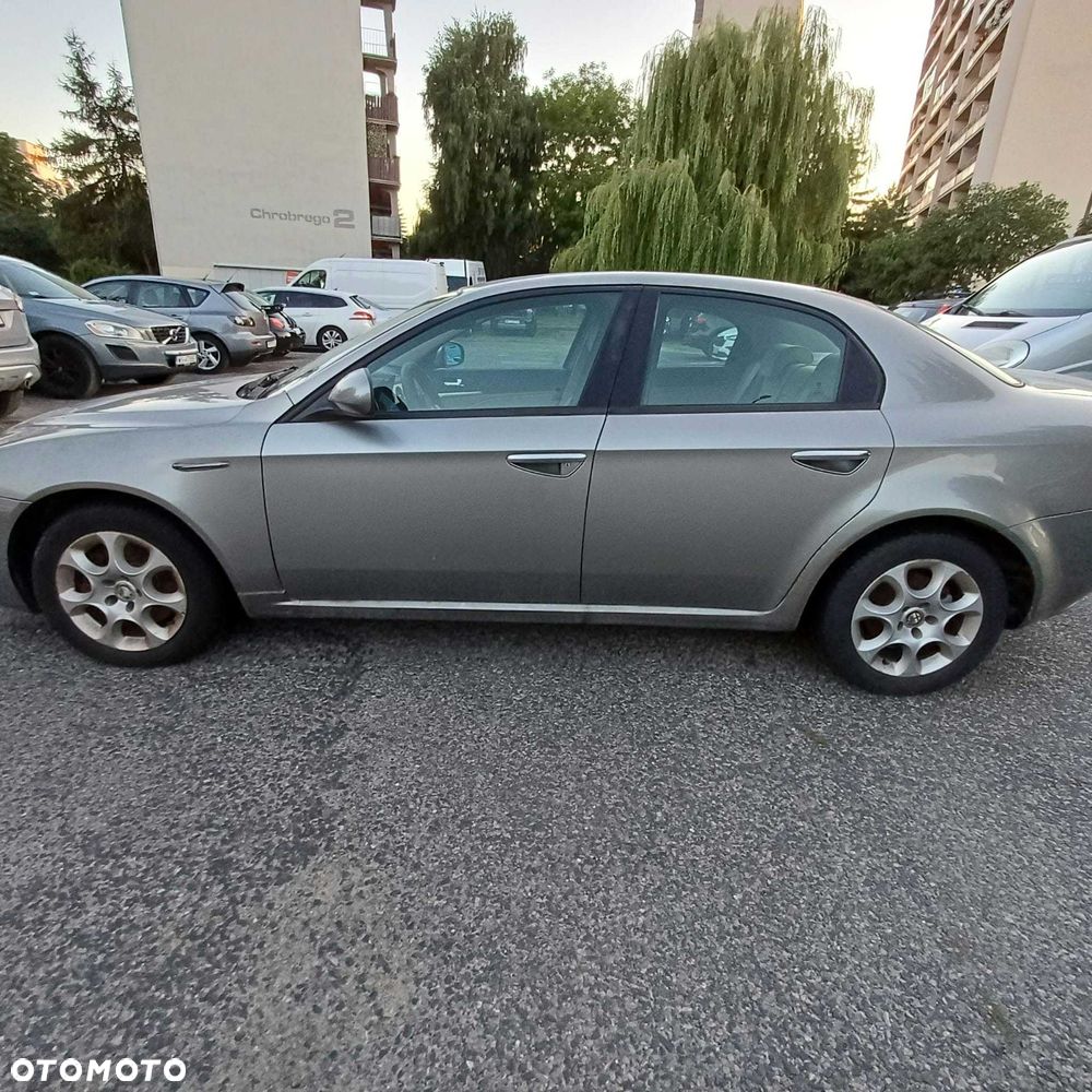 Alfa Romeo 159 - 5