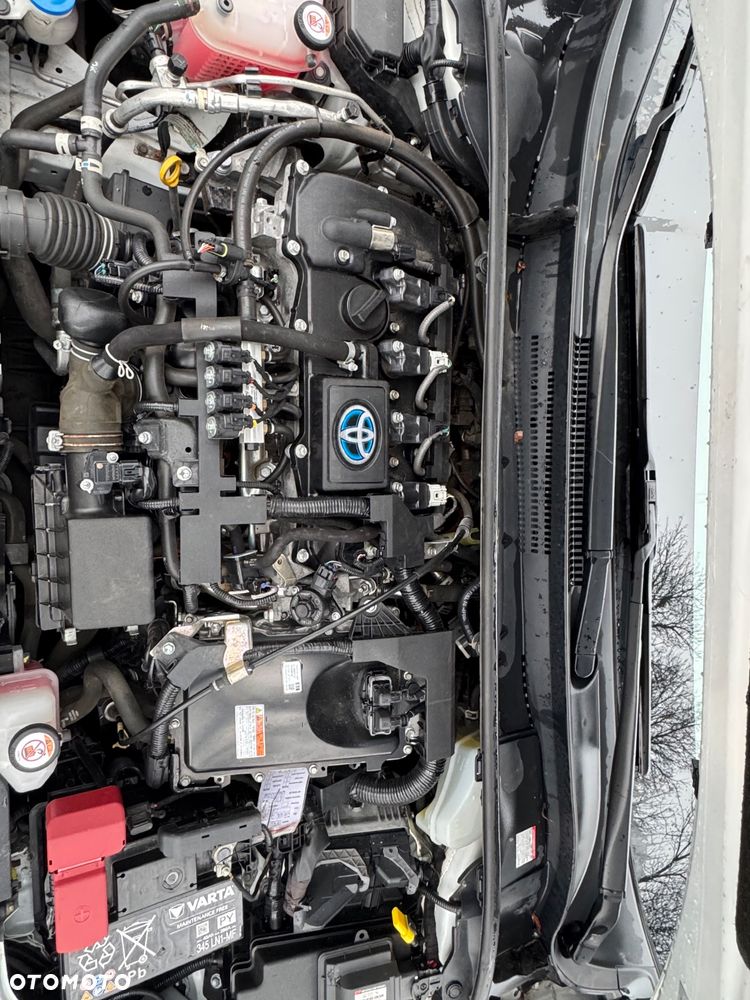 Toyota Corolla 1.8 Hybrid Executive - 19