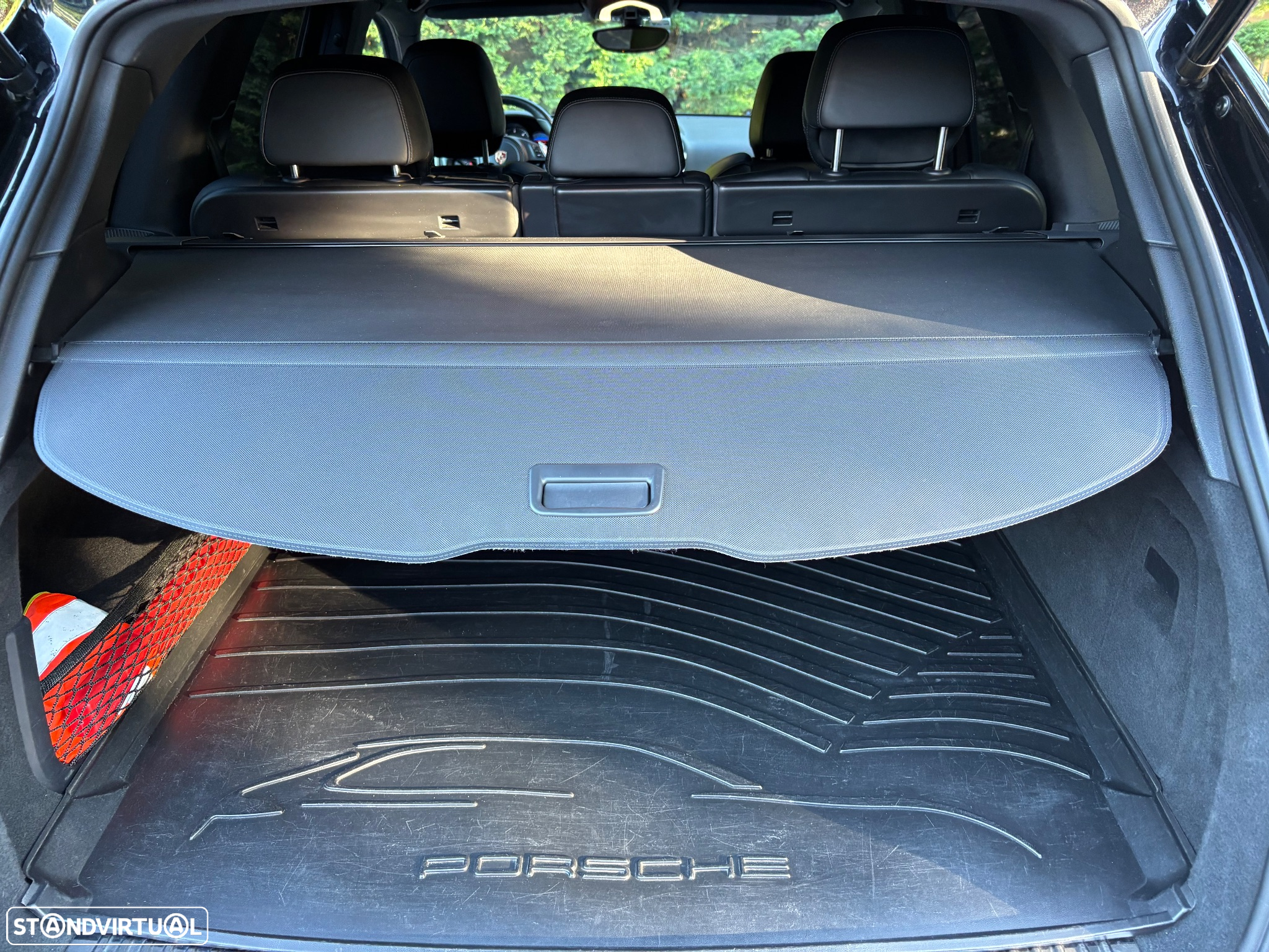 Porsche Cayenne II Platinum Edition - 16