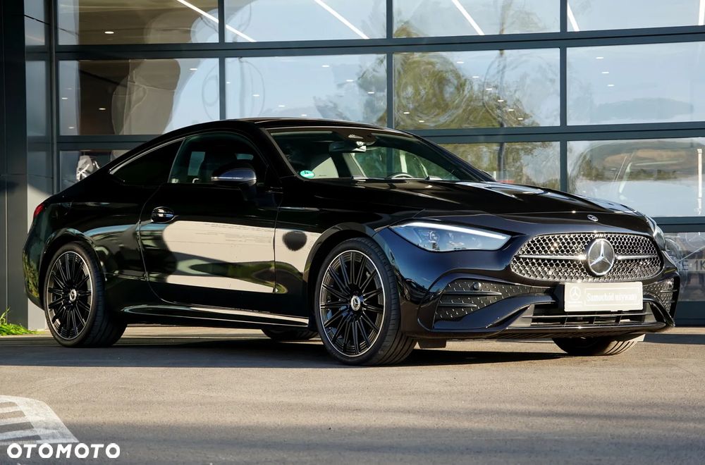 Mercedes-Benz CLE 180 9G-TRONIC Edition AMG Line - 9