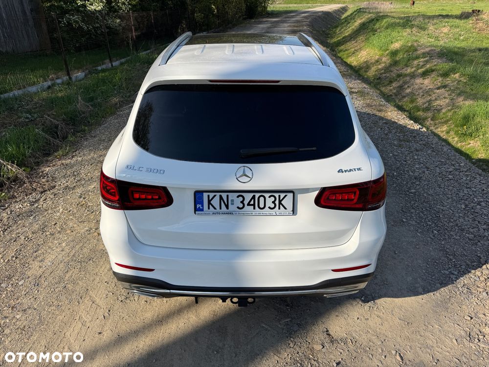 Mercedes-Benz GLC 300 4Matic 9G-TRONIC - 10