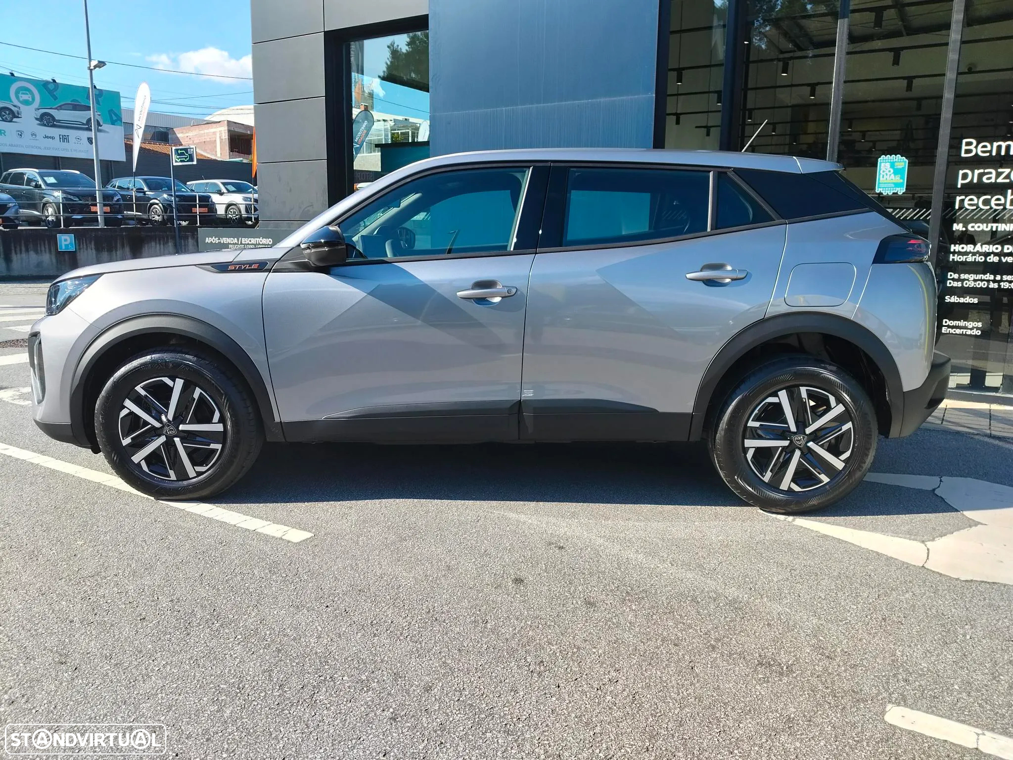 Peugeot 2008 1.2 PureTech Style - 3