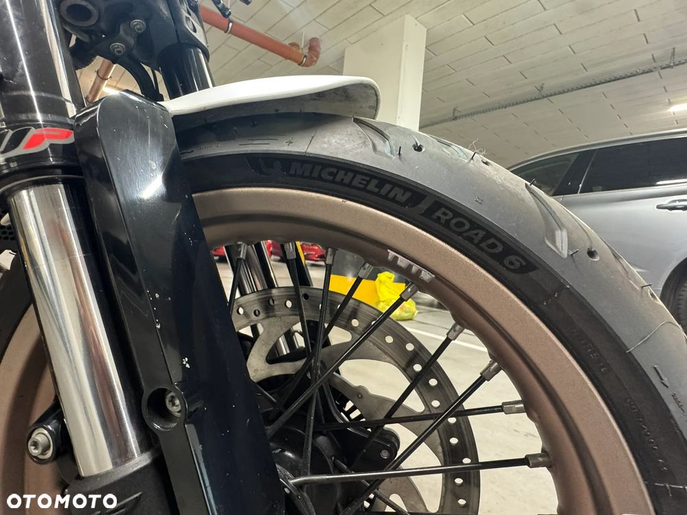 Husqvarna Vitpilen - 10