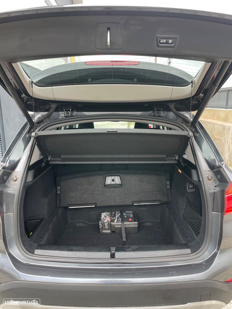 BMW X1 16 d sDrive Advantage - 17