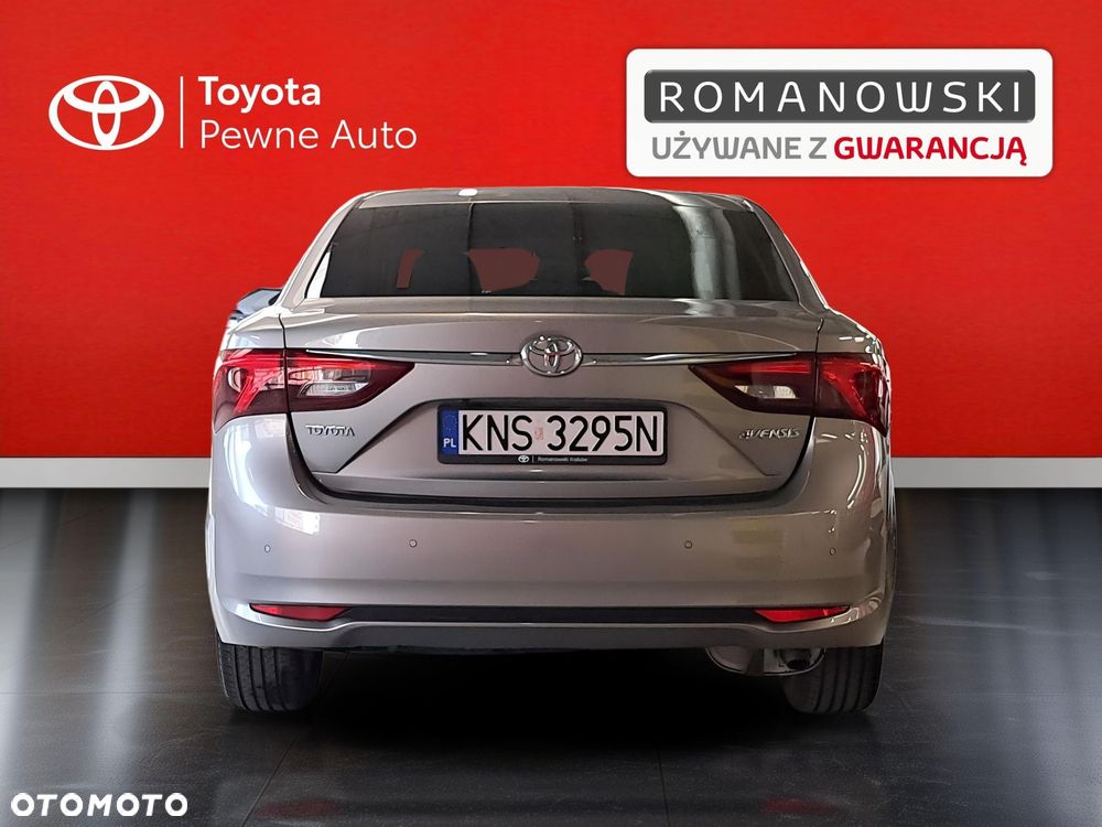 Toyota Avensis 2.0 Premium MS - 9