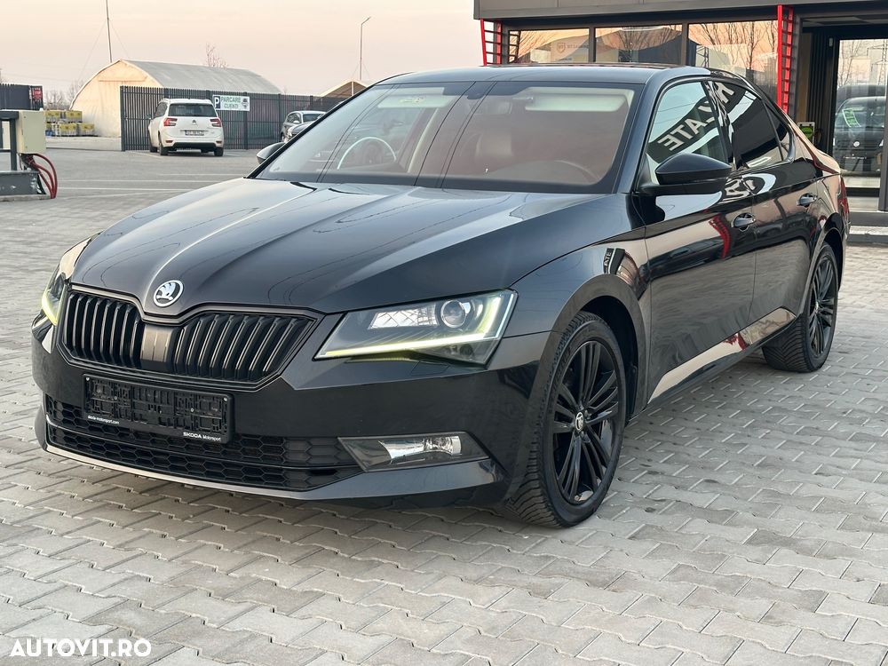 Skoda Superb 2.0 TDI DSG Style - 2