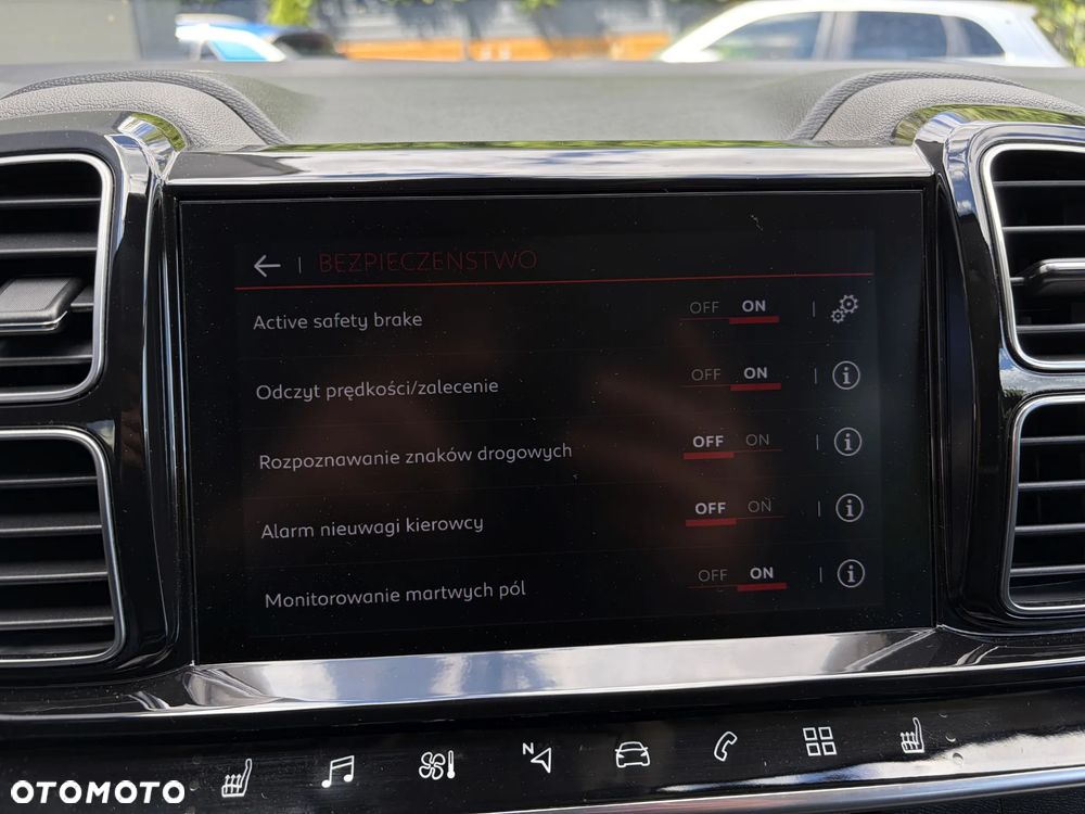 Citroën C5 Aircross 1.6 PureTech Live EAT8 - 27