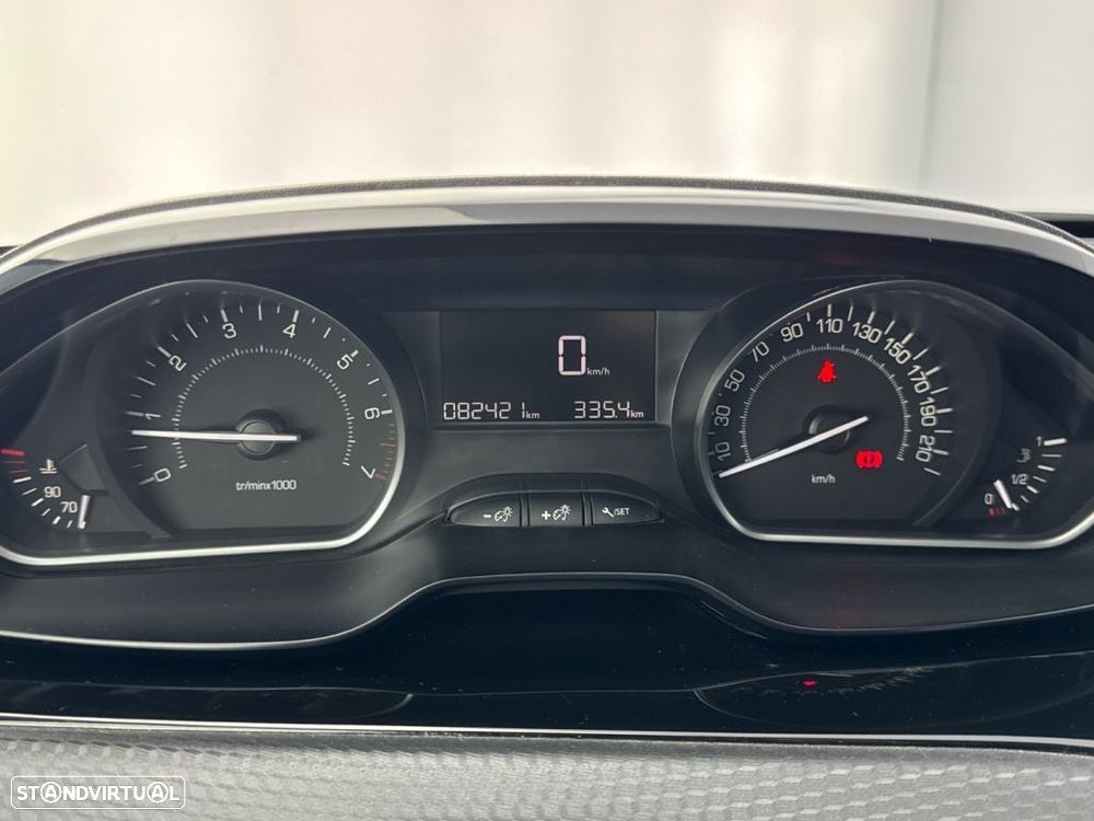 Peugeot 208 1.2 PureTech Allure - 9
