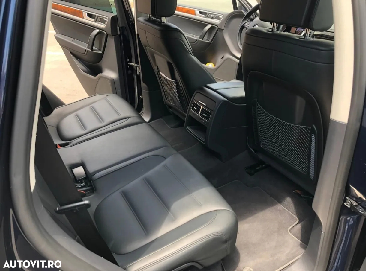 Volkswagen Touareg - 7