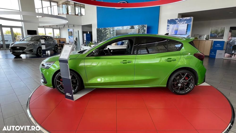 Ford Focus 2.3 Ecoboost 7DCT ST X - 4