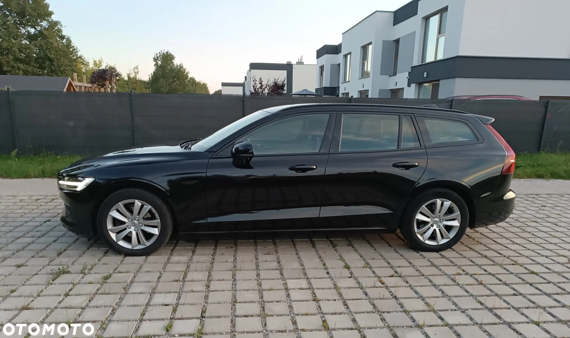 Volvo V60 D4 SCR Momentum - 3