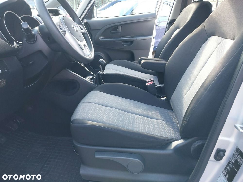 Kia Venga 1.4 M - 19