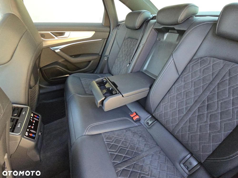 Audi S6 Limousine - 12