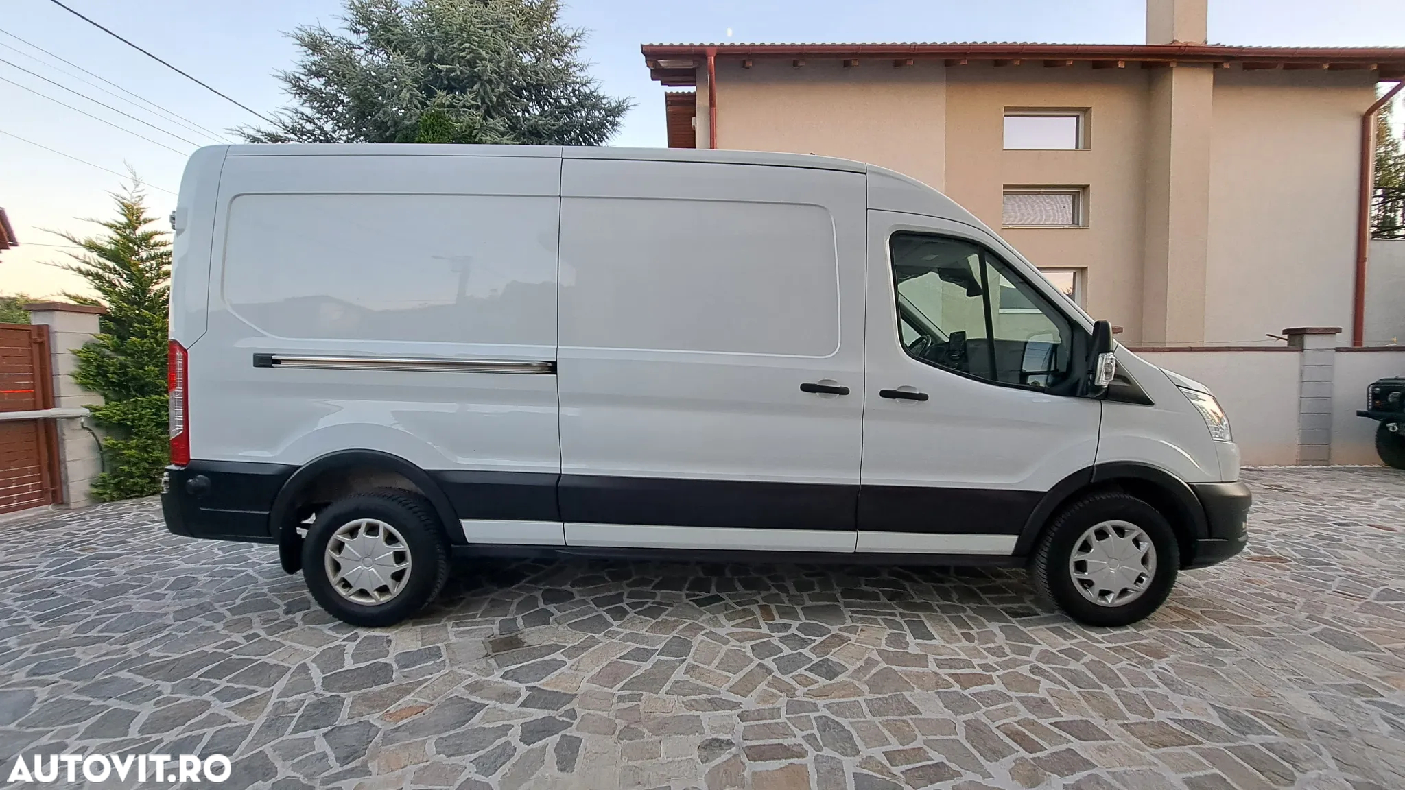 Ford TRANSIT VAN TREND L3H2 FWD - 9