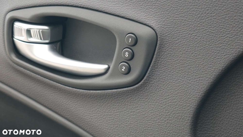 Jeep Compass - 17