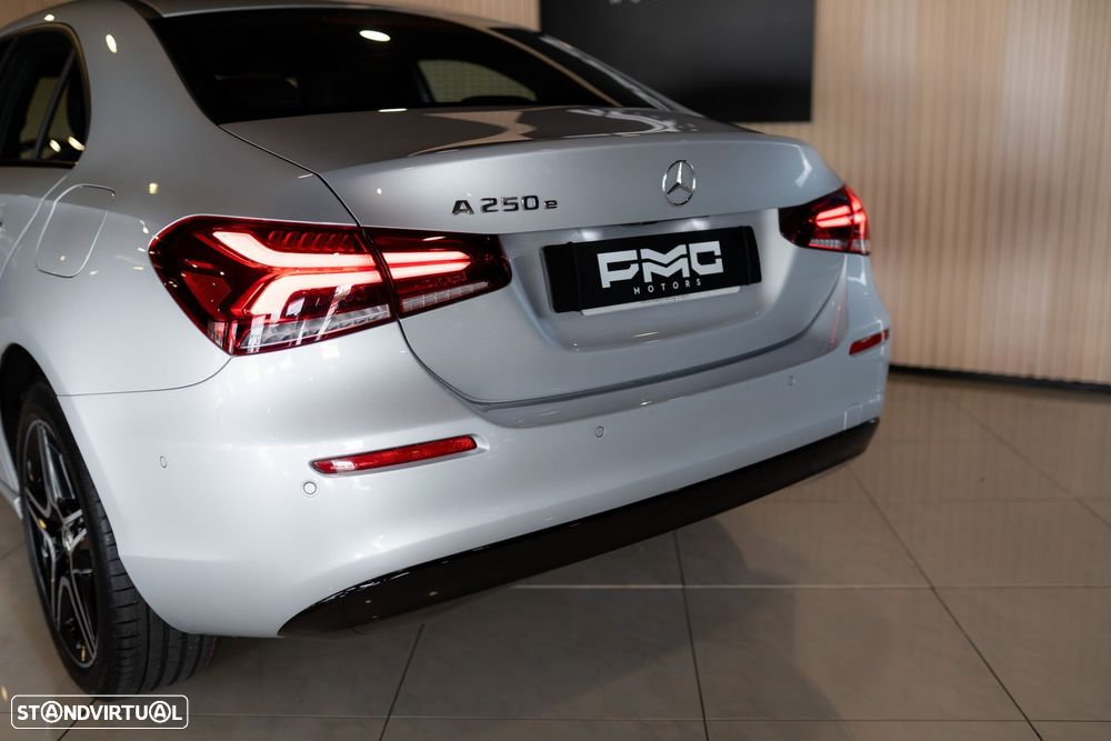 Mercedes-Benz A 250 Limousine e 8G-DCT Progressive - 13