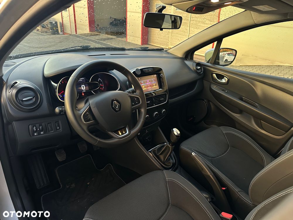 Renault Clio 0.9 TCe Alize - 10